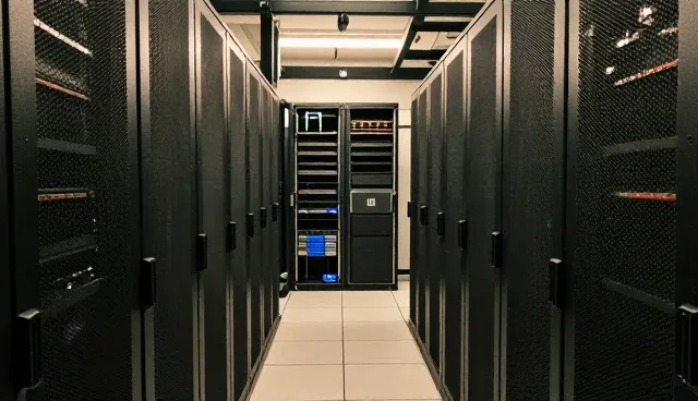 设备安装调试在不同场景中的实际应用分析